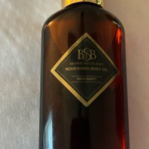 Brown Sugar Babe Body Oil with Modern Geometric Design